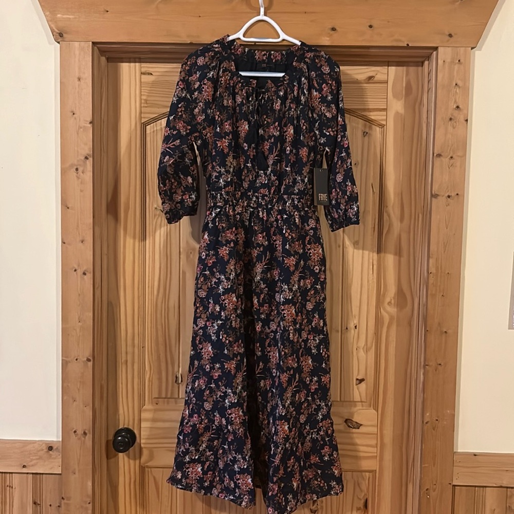 NWT Frye Tie Neck Floral Dress